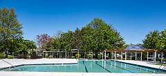 13: swimmingPool